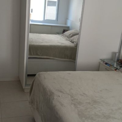 Apartamentos com 105m², 3 quartos (sendo 1 suíte), 2 garagens, no bairro Canajurê em Florianópolis
