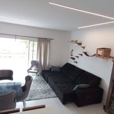Apartamentos com 105m², 3 quartos (sendo 1 suíte), 2 garagens, no bairro Canajurê em Florianópolis