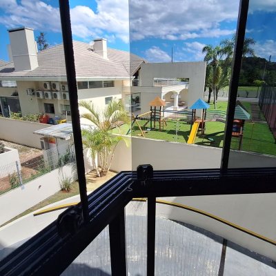 Apartamentos com 128m², 3 quartos, 3 suítes, 2 garagens, no bairro Jurerê Internacional em Florianópolis