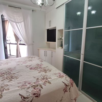 Apartamentos com 128m², 3 quartos, 3 suítes, 2 garagens, no bairro Jurerê Internacional em Florianópolis