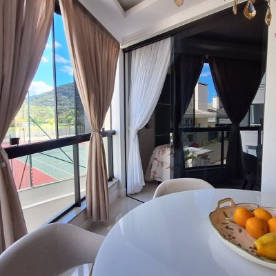 Apartamentos com 128m², 3 quartos, 3 suítes, 2 garagens, no bairro Jurerê Internacional em Florianópolis