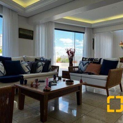 Cobertura com 330m², 3 quartos, 3 suítes, 2 garagens, no bairro Jurerê Internacional em Florianópolis