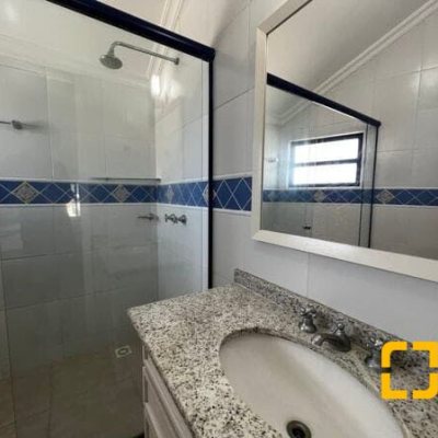 Cobertura com 330m², 3 quartos, 3 suítes, 2 garagens, no bairro Jurerê Internacional em Florianópolis