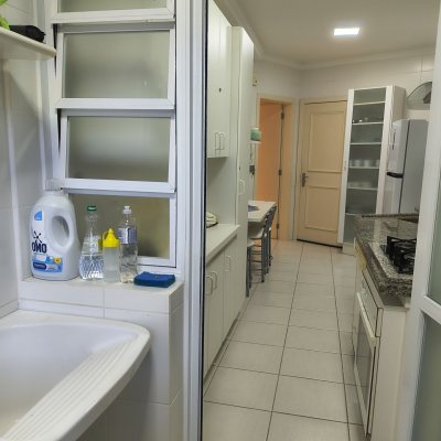 Apartamentos com 139m², 3 quartos, 2 suítes, 4 garagens, no bairro Jurerê Internacional em Florianópolis