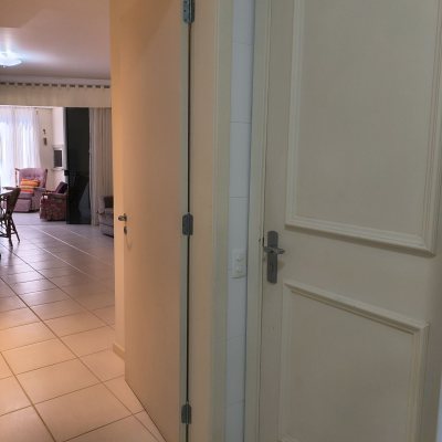 Apartamentos com 139m², 3 quartos, 2 suítes, 4 garagens, no bairro Jurerê Internacional em Florianópolis