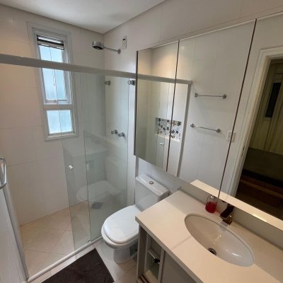 Apartamentos com 105m², 3 quartos, 3 suítes, 2 garagens, no bairro Jurerê Internacional em Florianópolis