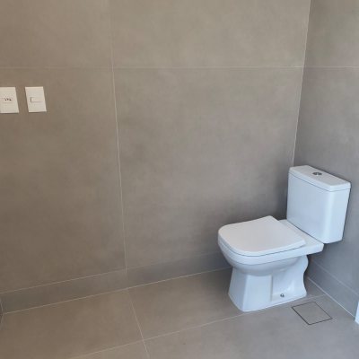 Apartamentos com 114m², 3 quartos, 2 suítes, 2 garagens, no bairro Jurerê em Florianópolis