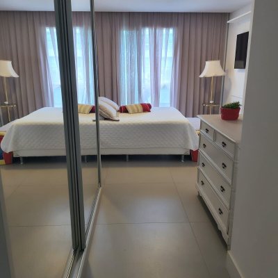 Apartamentos com 147m², 3 quartos, 3 suítes, 2 garagens, no bairro Jurerê Internacional em Florianópolis