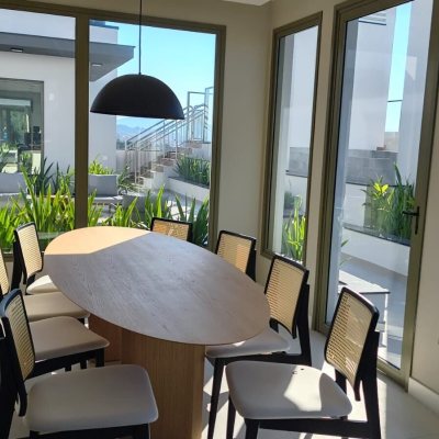 Apartamentos com 65m², 2 quartos, 1 suíte, 1 garagem, no bairro Jurerê Internacional em Florianópolis