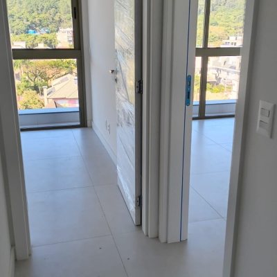 Apartamentos com 65m², 2 quartos, 1 suíte, 1 garagem, no bairro Jurerê Internacional em Florianópolis