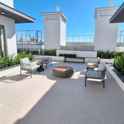 Apartamentos com 65m², 2 quartos, 2 suítes, 2 garagens, no bairro Jurerê Internacional em Florianópolis
