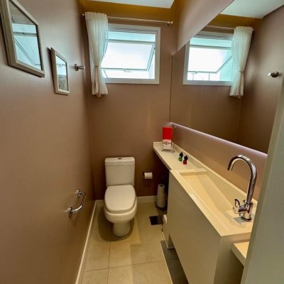 Cobertura com 226m², 3 quartos, 2 suítes, 2 garagens, no bairro Jurerê Internacional em Florianópolis