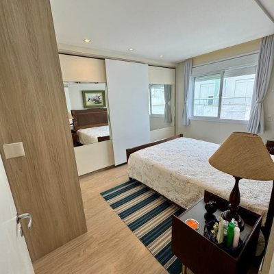 Cobertura com 226m², 3 quartos, 2 suítes, 2 garagens, no bairro Jurerê Internacional em Florianópolis