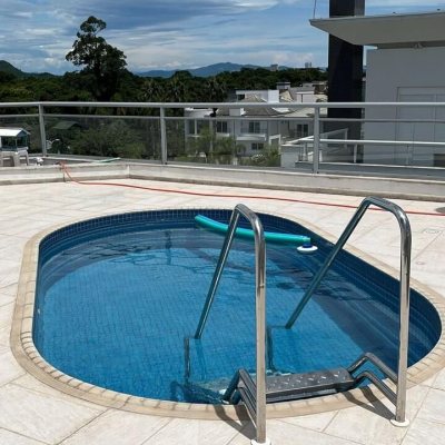Cobertura com 226m², 3 quartos, 2 suítes, 2 garagens, no bairro Jurerê Internacional em Florianópolis