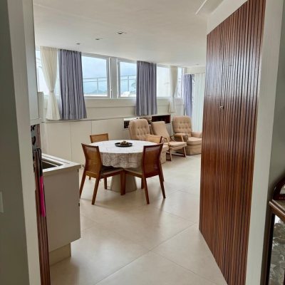 Cobertura com 226m², 3 quartos, 2 suítes, 2 garagens, no bairro Jurerê Internacional em Florianópolis