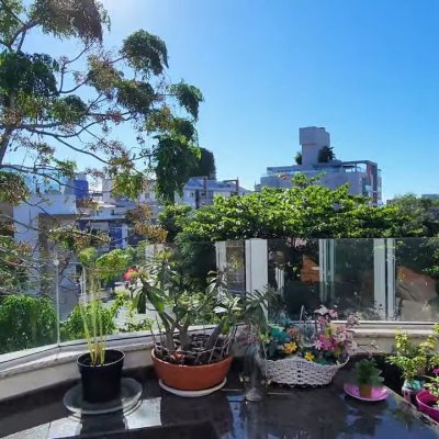 Cobertura com 99m², 4 quartos, 3 suítes, 2 garagens, no bairro Jurerê Internacional em Florianópolis