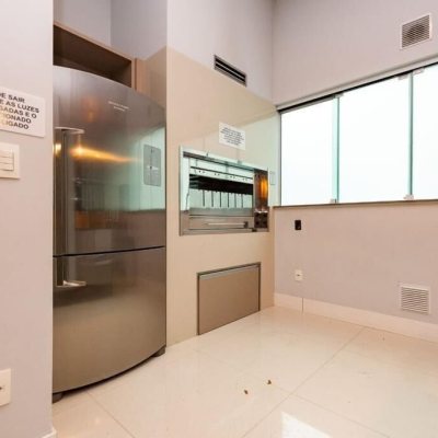 Apartamentos com 167m², 4 quartos (sendo 2 suítes), 2 garagens, no bairro Centro em Balneário Camboriú