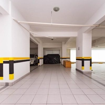 Apartamentos com 167m², 4 quartos (sendo 2 suítes), 2 garagens, no bairro Centro em Balneário Camboriú