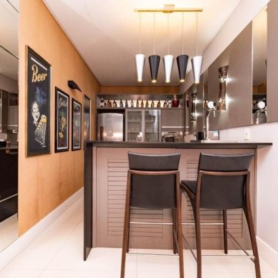 Apartamentos com 167m², 4 quartos (sendo 2 suítes), 2 garagens, no bairro Centro em Balneário Camboriú