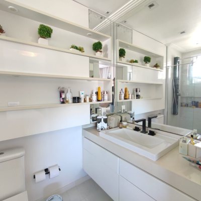 Cobertura com 224m², 3 quartos, 3 suítes, 2 garagens, no bairro Jurerê Internacional em Florianópolis