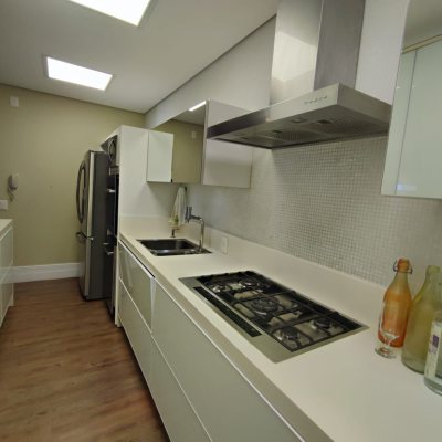 Cobertura com 224m², 3 quartos, 3 suítes, 2 garagens, no bairro Jurerê Internacional em Florianópolis