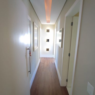 Cobertura com 224m², 3 quartos, 3 suítes, 2 garagens, no bairro Jurerê Internacional em Florianópolis