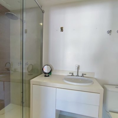 Cobertura com 224m², 3 quartos, 3 suítes, 2 garagens, no bairro Jurerê Internacional em Florianópolis