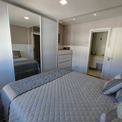 Cobertura com 224m², 3 quartos, 3 suítes, 2 garagens, no bairro Jurerê Internacional em Florianópolis