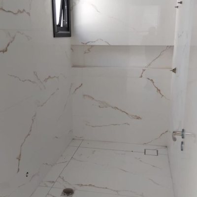 Casa Residencial com 140m², 3 quartos (sendo 3 suítes), 2 garagens, no bairro Ingleses do Rio Vermelho em Florianópolis