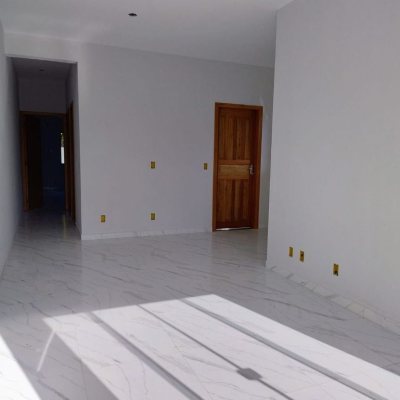 Casa Residencial com 60m², 2 quartos (sendo 1 suíte), 1 garagem, no bairro Barra Do Aririú em Palhoça