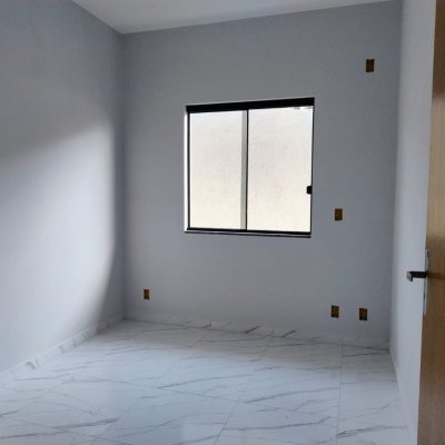 Casa Residencial com 60m², 2 quartos (sendo 1 suíte), 1 garagem, no bairro Barra Do Aririú em Palhoça