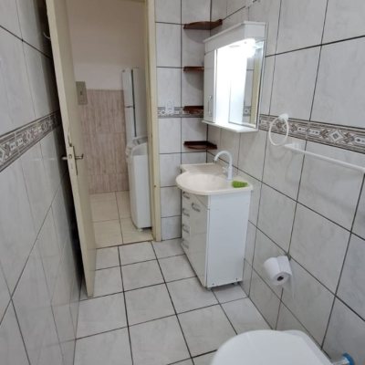 Apartamentos com 40m², 1 quarto, 1 garagem, no bairro Canasvieiras em Florianópolis