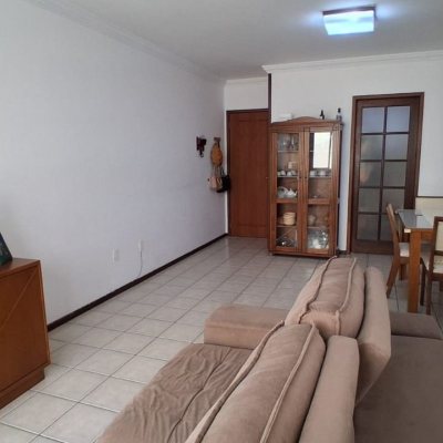 Apartamentos com 96m², 3 quartos, 1 suíte, 1 garagem, no bairro Trindade em Florianópolis