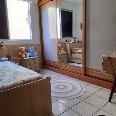 Apartamentos com 96m², 3 quartos, 1 suíte, 1 garagem, no bairro Trindade em Florianópolis