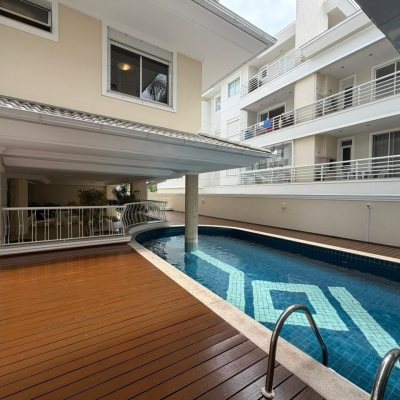 Apartamentos com 102m², 3 quartos (sendo 1 suíte), 1 garagem, no bairro Jurerê Internacional em Florianópolis