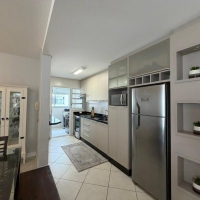 Apartamentos com 102m², 3 quartos (sendo 1 suíte), 1 garagem, no bairro Jurerê Internacional em Florianópolis