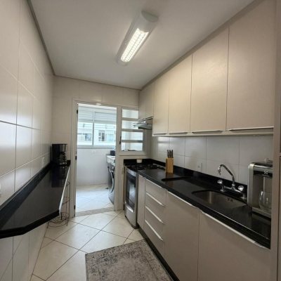 Apartamentos com 102m², 3 quartos (sendo 1 suíte), 1 garagem, no bairro Jurerê Internacional em Florianópolis