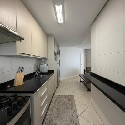 Apartamentos com 102m², 3 quartos (sendo 1 suíte), 1 garagem, no bairro Jurerê Internacional em Florianópolis