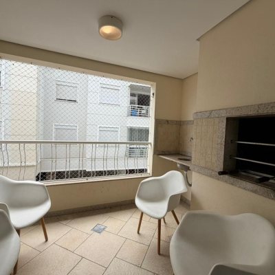 Apartamentos com 102m², 3 quartos (sendo 1 suíte), 1 garagem, no bairro Jurerê Internacional em Florianópolis