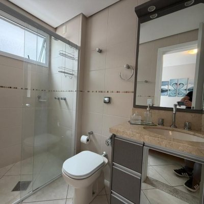 Apartamentos com 102m², 3 quartos (sendo 1 suíte), 1 garagem, no bairro Jurerê Internacional em Florianópolis