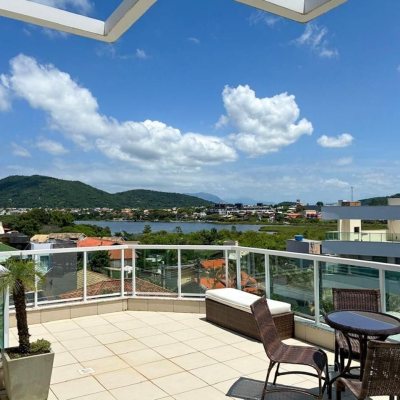 Apartamentos com 43m², 1 quarto, 1 garagem, no bairro Rio Tavares em Florianópolis