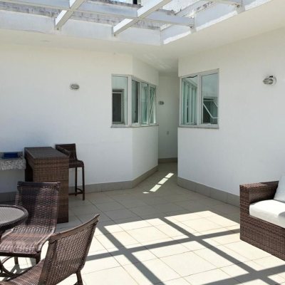 Apartamentos com 43m², 1 quarto, 1 garagem, no bairro Rio Tavares em Florianópolis