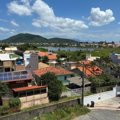 Apartamentos com 43m², 1 quarto, 1 garagem, no bairro Rio Tavares em Florianópolis