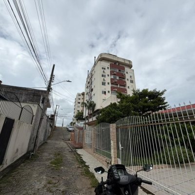 Terrenos Residenciais com 240m², no bairro Capoeiras em Florianópolis