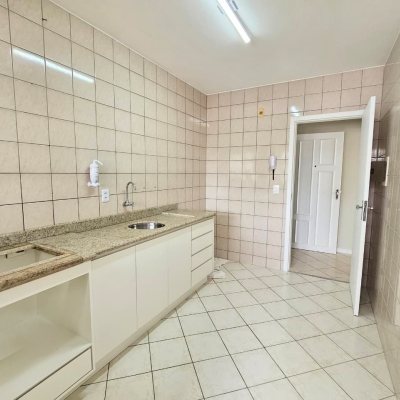 Apartamentos com 91m², 3 quartos, 1 suíte, 1 garagem, no bairro Campinas em São José