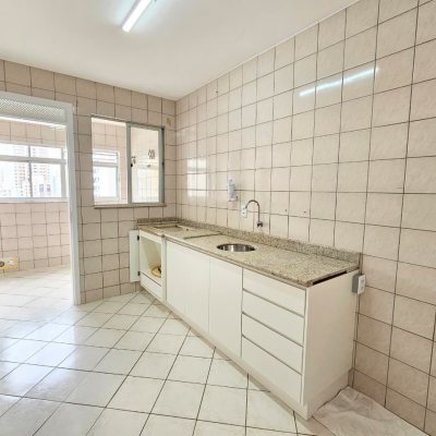 Apartamentos com 91m², 3 quartos, 1 suíte, 1 garagem, no bairro Campinas em São José