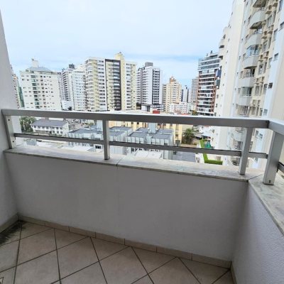 Apartamentos com 91m², 3 quartos, 1 suíte, 1 garagem, no bairro Campinas em São José