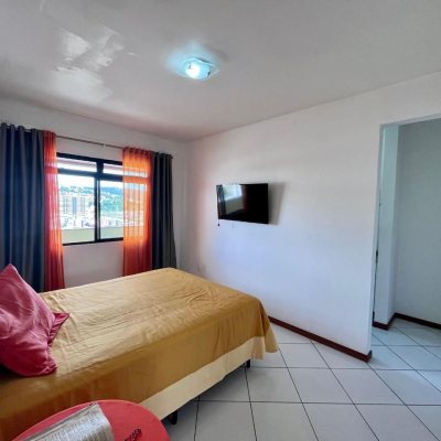 Apartamentos com 84m², 2 quartos, 1 suíte, 1 garagem, no bairro Kobrasol em São José