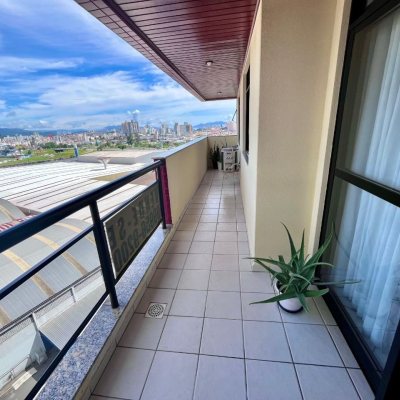 Apartamentos com 84m², 2 quartos, 1 suíte, 1 garagem, no bairro Kobrasol em São José