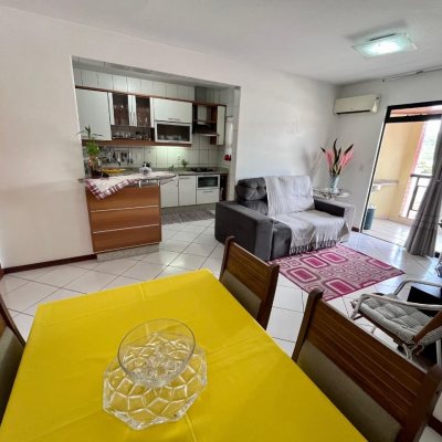 Apartamentos com 84m², 2 quartos, 1 suíte, 1 garagem, no bairro Kobrasol em São José